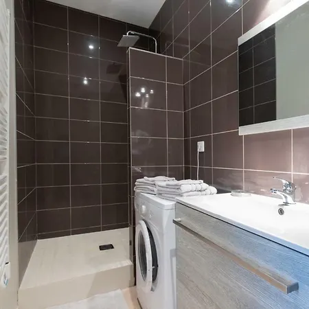 Legend- Parking Prive Gratuit- Terrasse Privee- Wifi - Convert - Alimentec Apartment