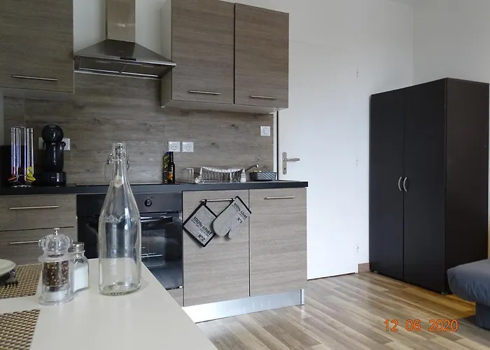 Appartement Legend- Parking Privé Gratuit- Terrasse Privée- Wifi - Convert - Alimentec