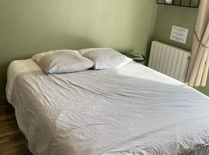 Legend- Parking Privé Gratuit- Terrasse Privée- Wifi - Convert - Alimentec Appartement Bourg-en-Bresse