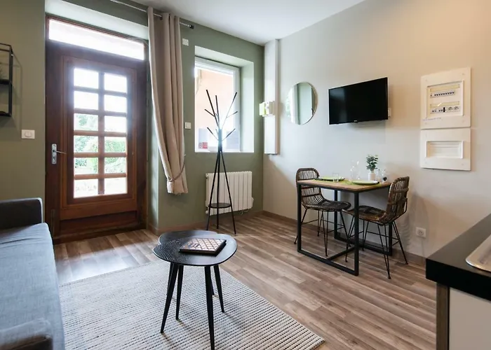Appartement Legend- Parking Privé Gratuit- Terrasse Privée- Wifi - Convert - Alimentec